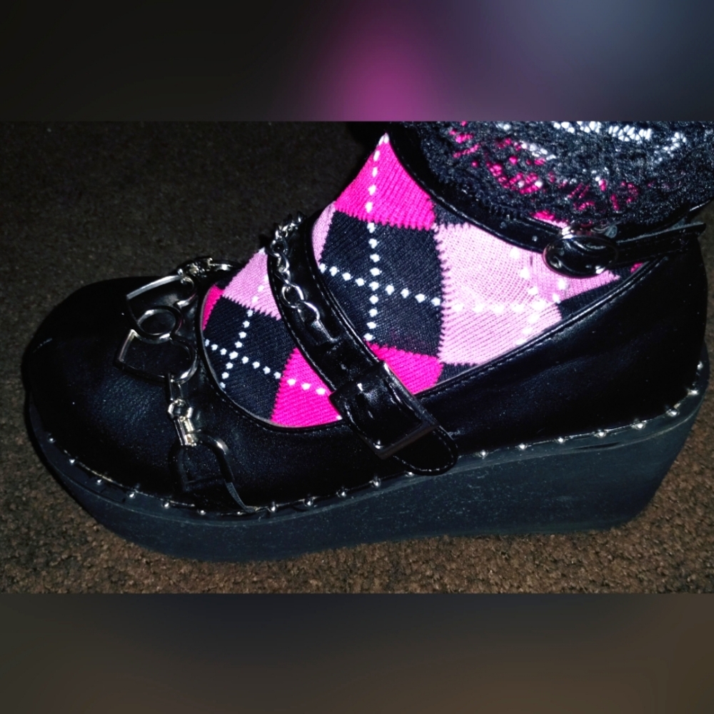 Women's Black Mary Jane Goth Platform Buckle Shoes w/ Heart & Chain accents